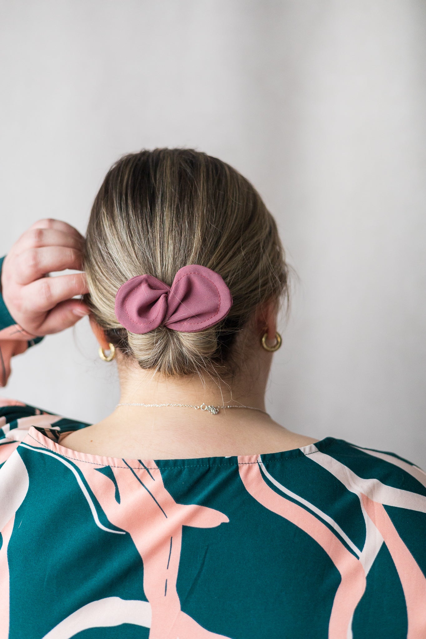 Imparfait - Mini chignon à carreaux
