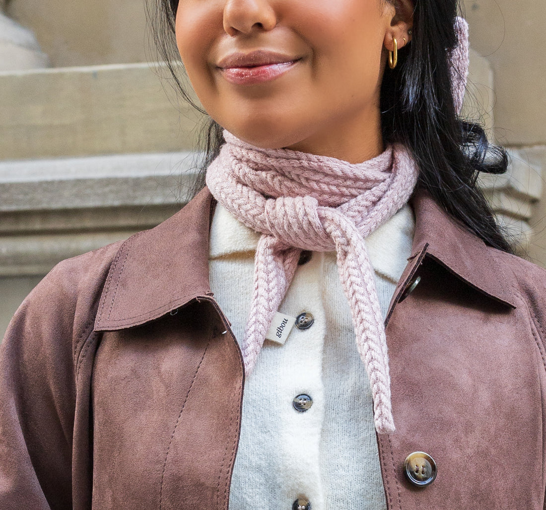 Mini foulard noué