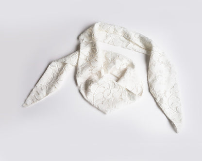 Bandeau foulard en dentelle