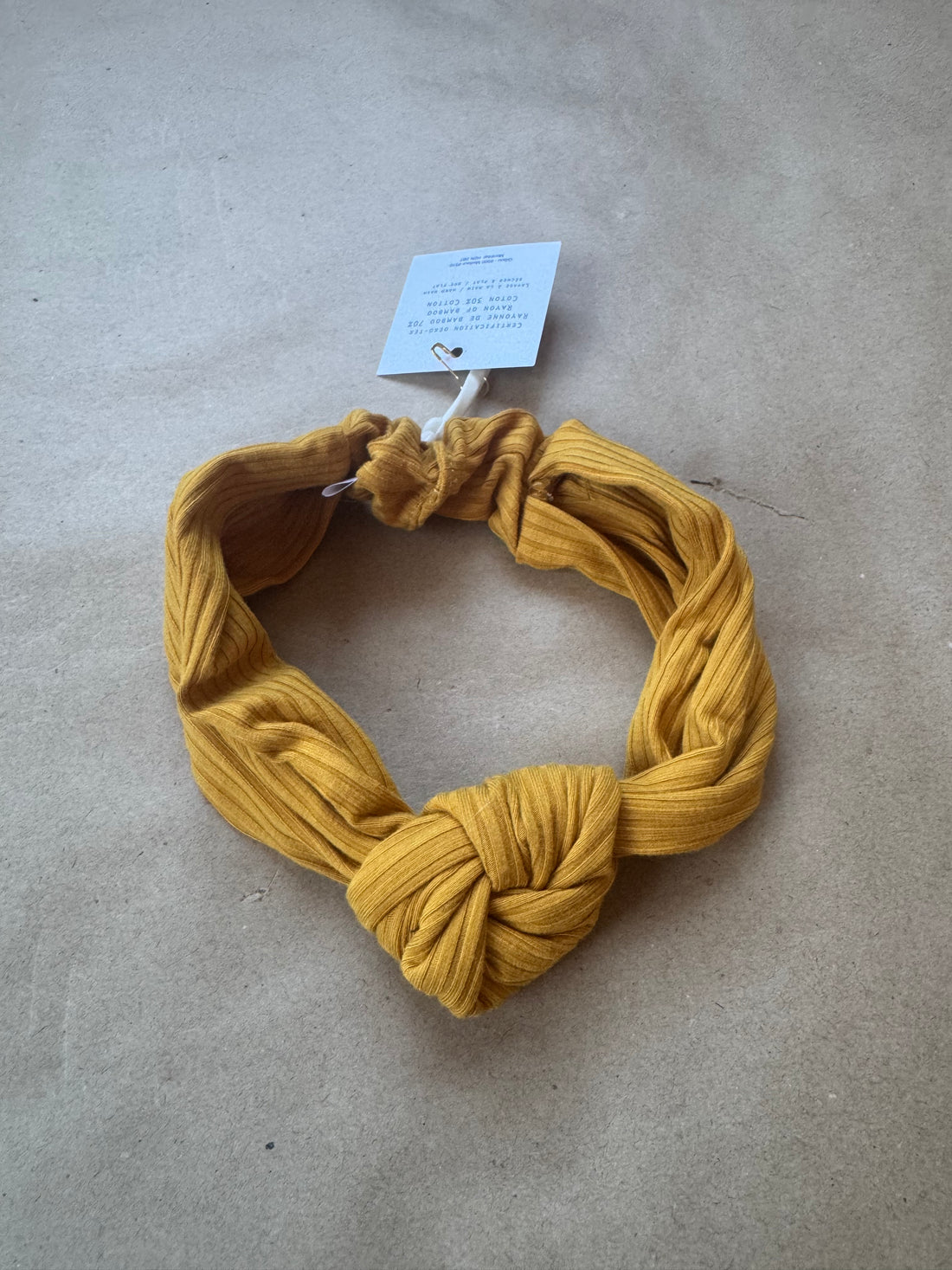 Échantillon - Bandeau noué en bambou jaune pour bébé