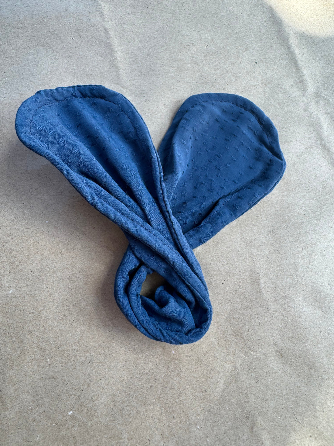 Imparfait - Chignon bleu nuit