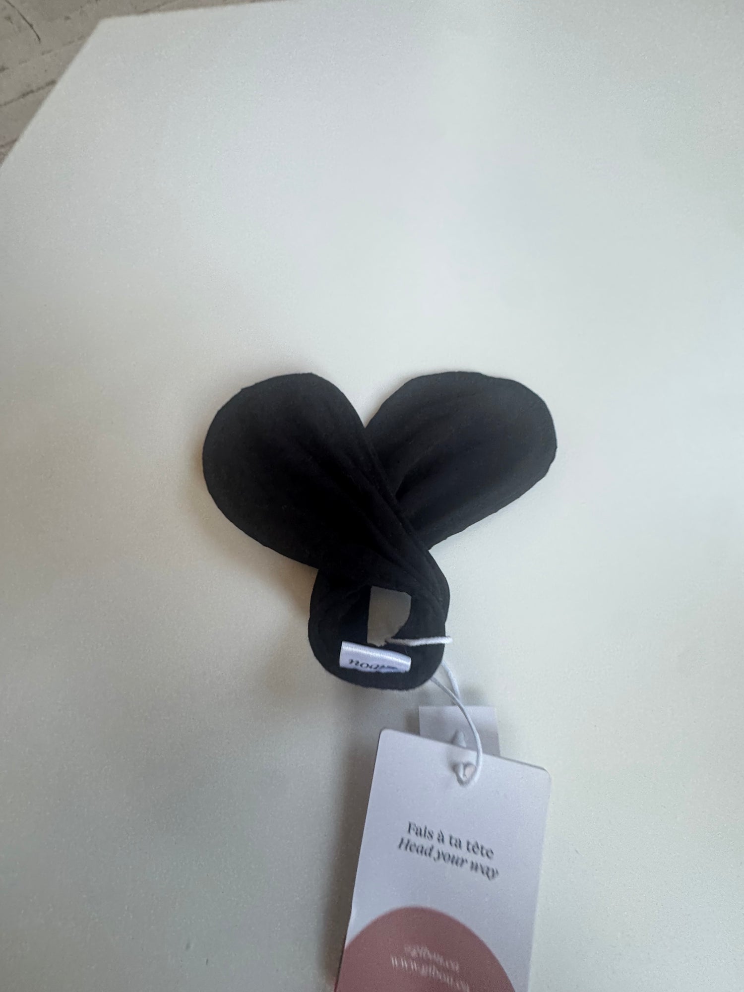 Sample - Black dobby bun accessory
