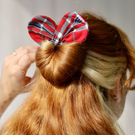 Accessoire à chignon tartan rouge - gibou.ca