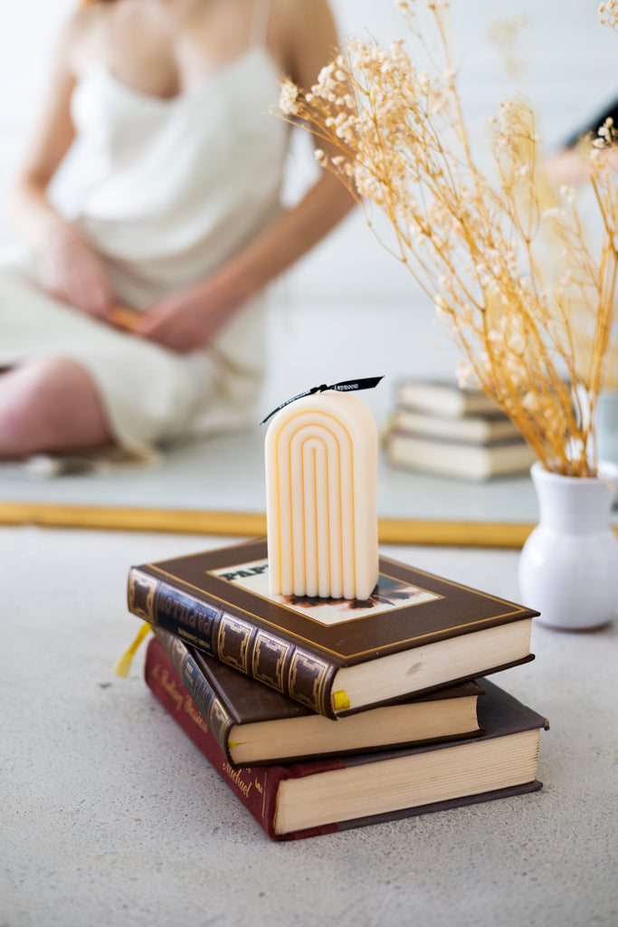 La bougie arc-en-ciel infinie / The infinite rainbow candle