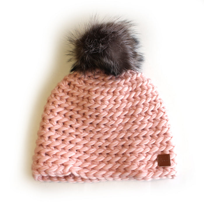 Tuque tricotée à la main - pompon raton recyclé